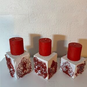 Red and White Decorative Candle Set